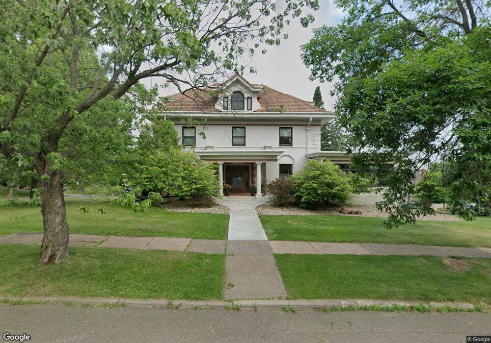 2230 E 2nd St, Duluth, MN 55812 - photo 1