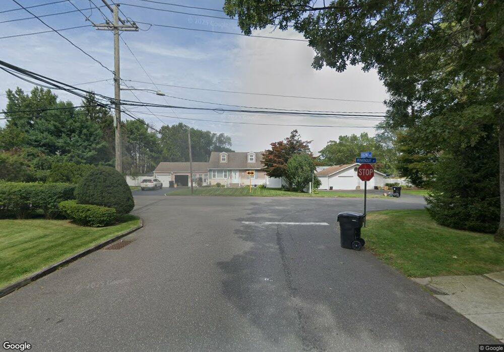 82 Ridgeway Blvd, Bay Shore, NY 11706 - photo 1