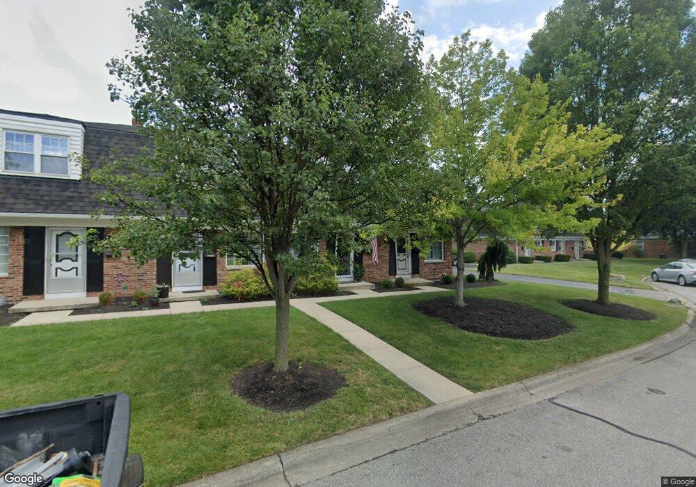 4466 Folkestone Ct S, Columbus, OH 43220 - photo 1