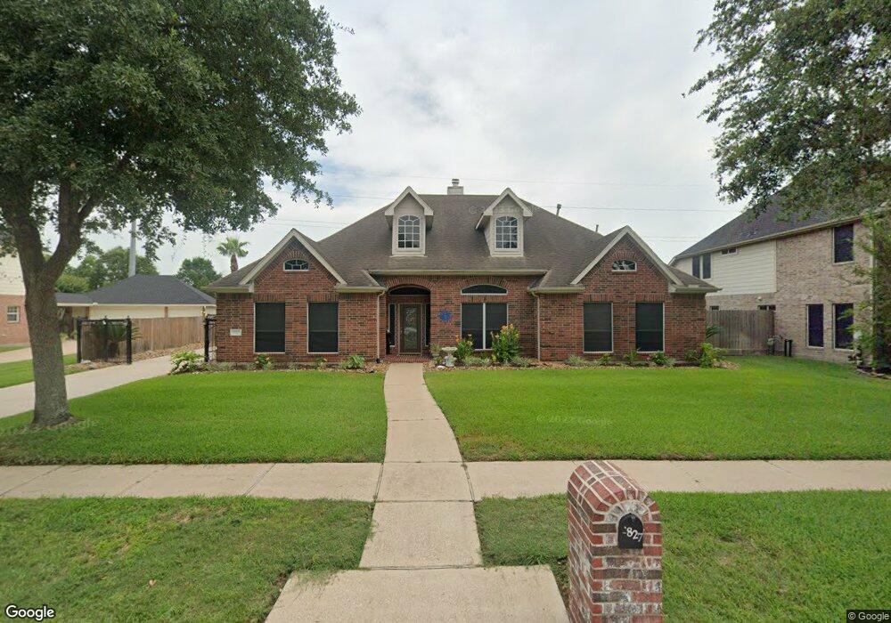 2827 Fairway Dr, Friendswood, TX 77546 - photo 1