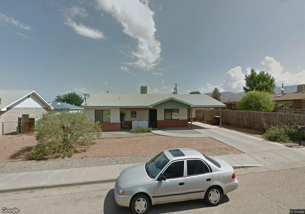 819 Magnolia St, Alamogordo, NM 88310 - photo 1
