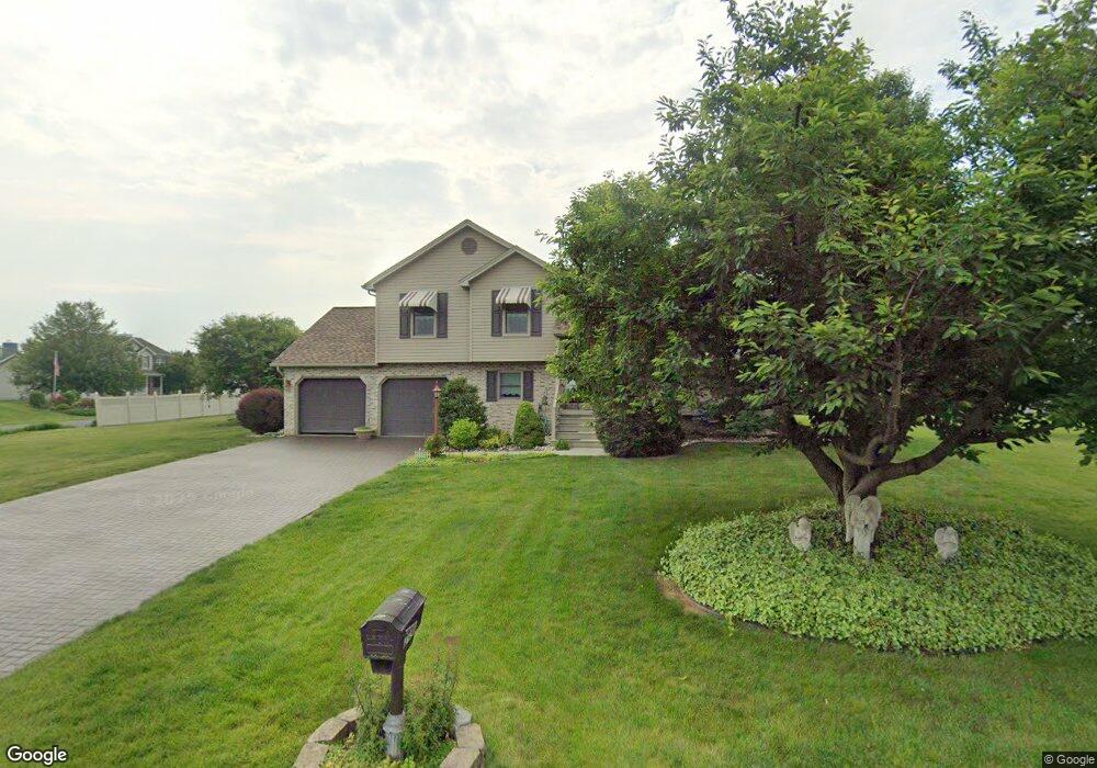 2132 Independence Dr, Chambersburg, PA 17201 - photo 1