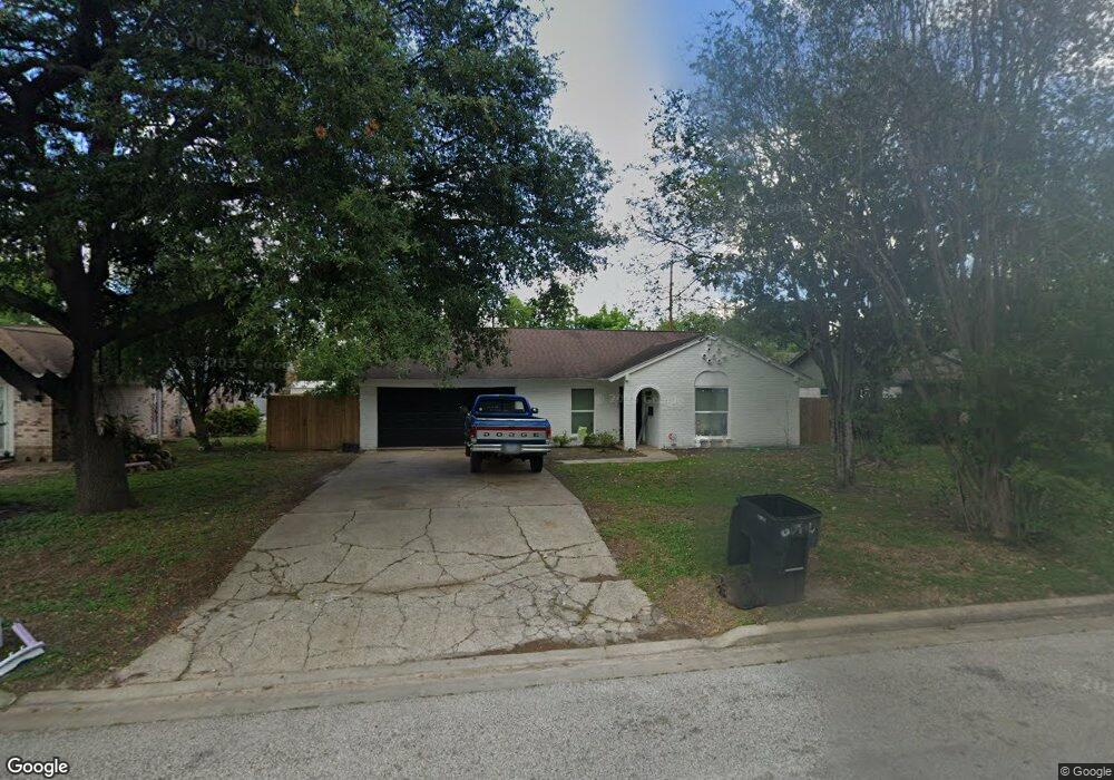 219 Weatherly Way, Houston, TX 77022 - photo 1