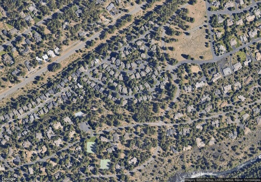 19546 SW Meadowbrook Dr, Bend, OR 97702 - photo 1