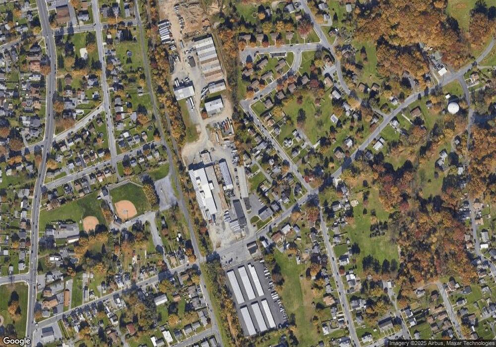 3818 Raymond St, Reading, PA 19605 - photo 1