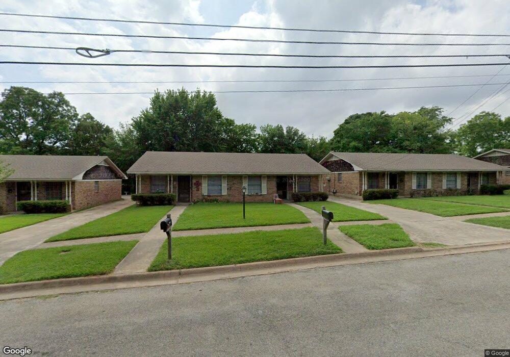 1317 S Rusk Ave, Denison, TX 75020 - photo 1