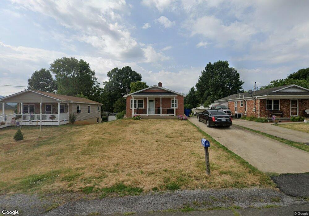 209 E 17th St, Front Royal, VA 22630 - photo 1