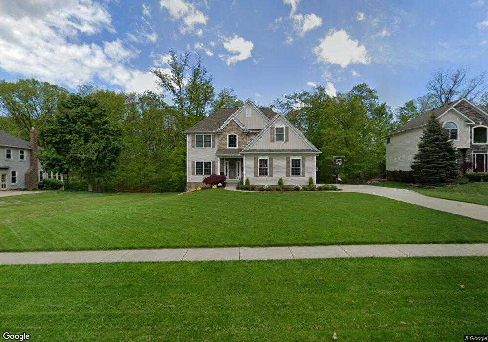 690 Rock Creek Dr, Aurora, OH 44202 - photo 1