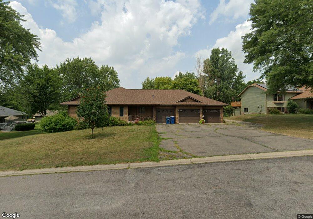 305 E Highview Ct, Sauk Rapids, MN 56379 - photo 1