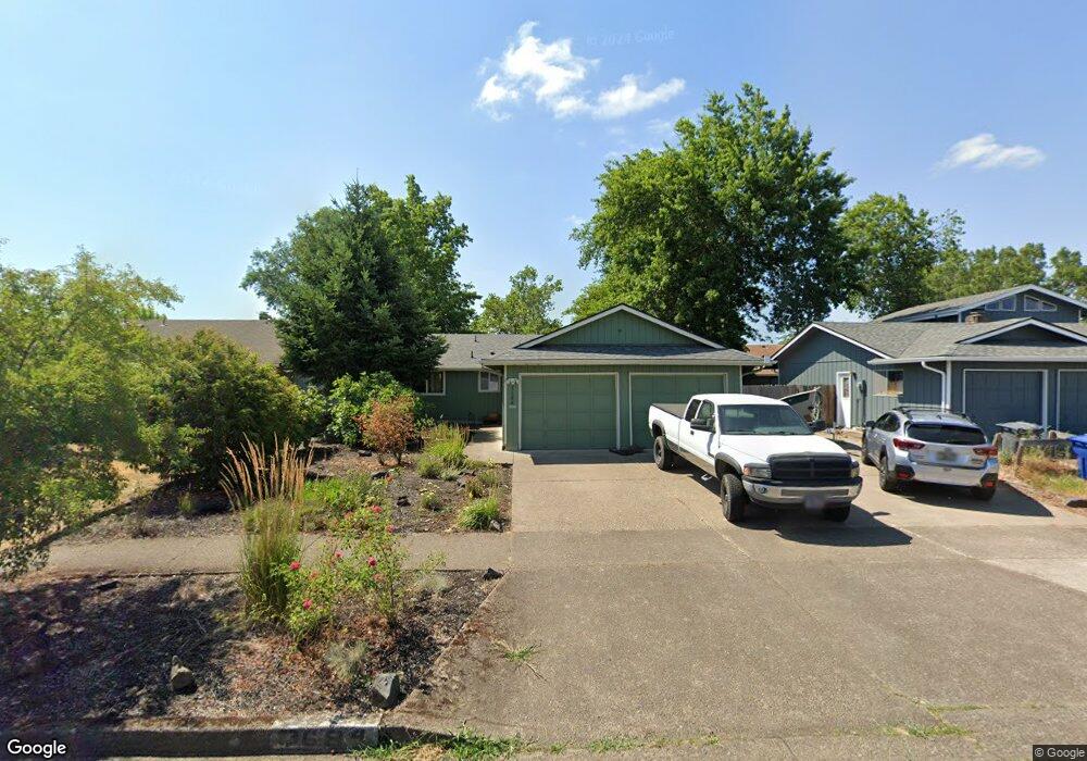 3684 Plumtree Dr, Eugene, OR 97402 - photo 1