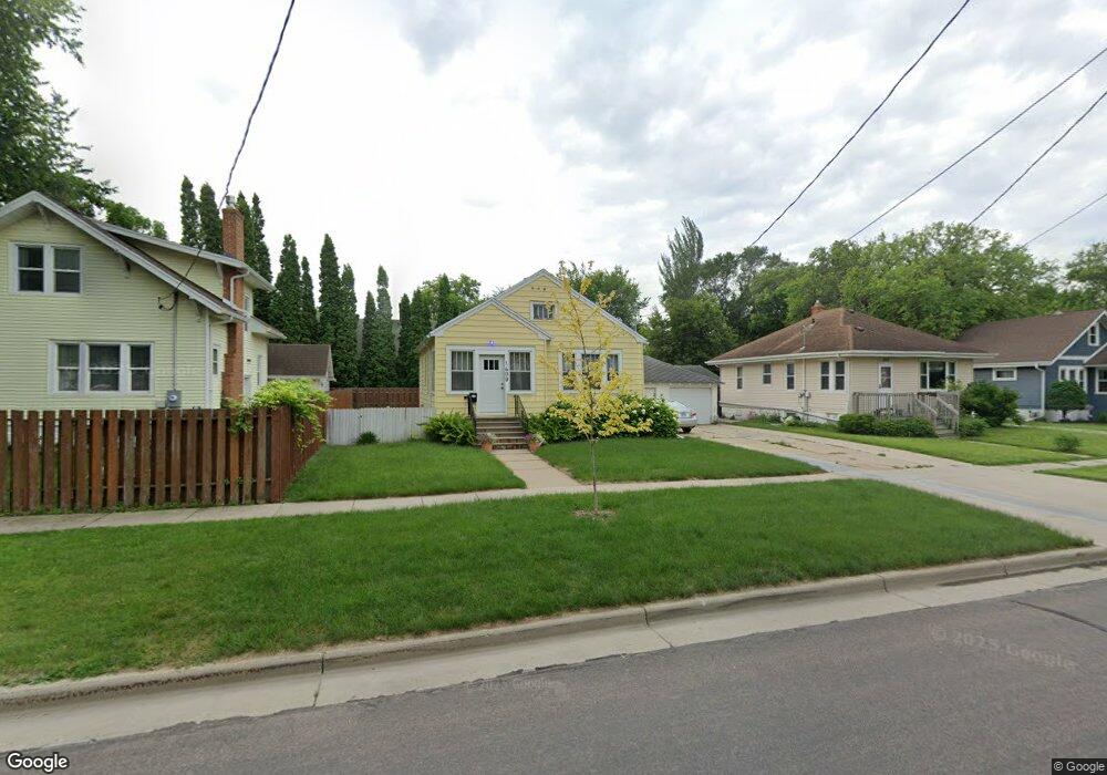1408 9th Ave S, Fargo, ND 58103 - photo 1
