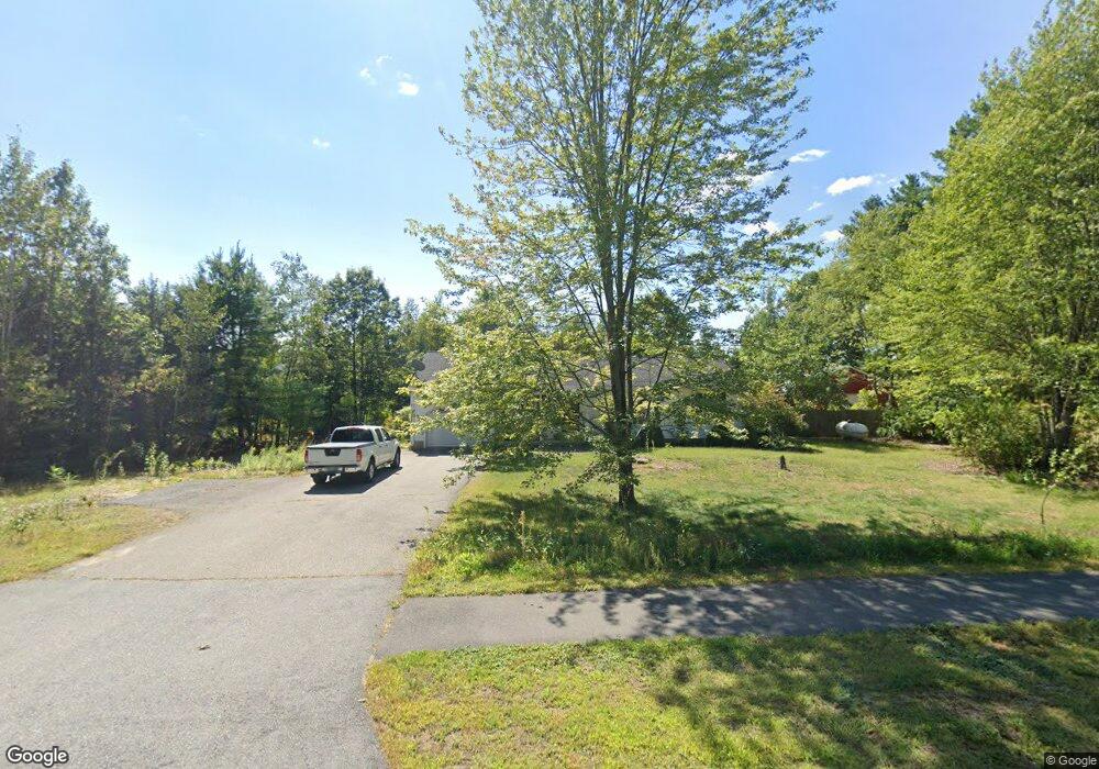 124 Hillcrest Rd, Litchfield, NH 03052 - photo 1