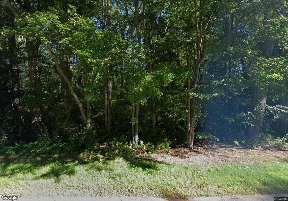 11 Rolocut Rd, Broad Brook, CT 06016 - photo 1