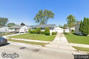 2816 Sunset Ave, Waukegan, IL 60087