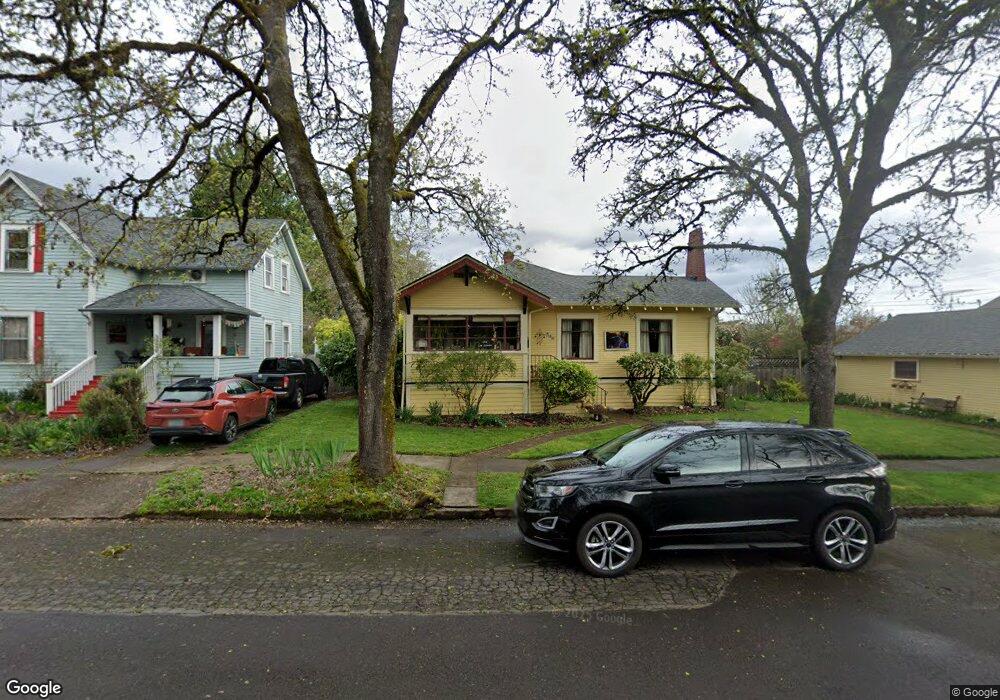 921 10th Ave SW, Albany, OR 97321 - photo 1