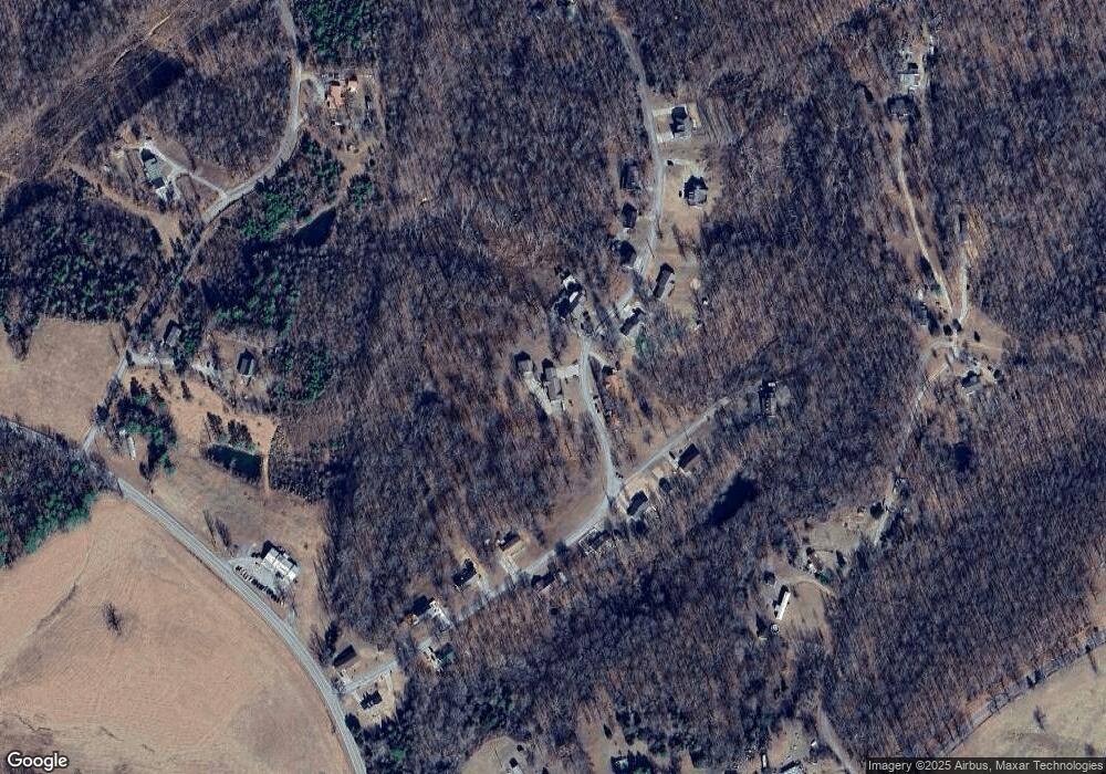 131 Oak Crest Dr, Tennessee Ridge, TN 37178 - photo 1