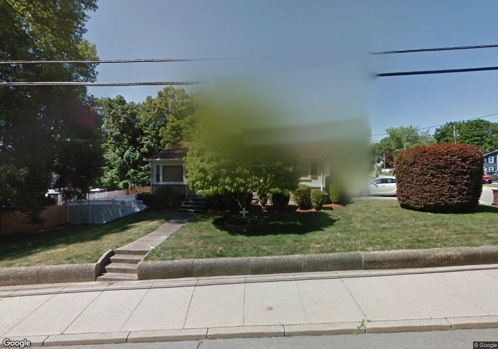 411 Mendon Rd, Woonsocket, RI 02895 - photo 1