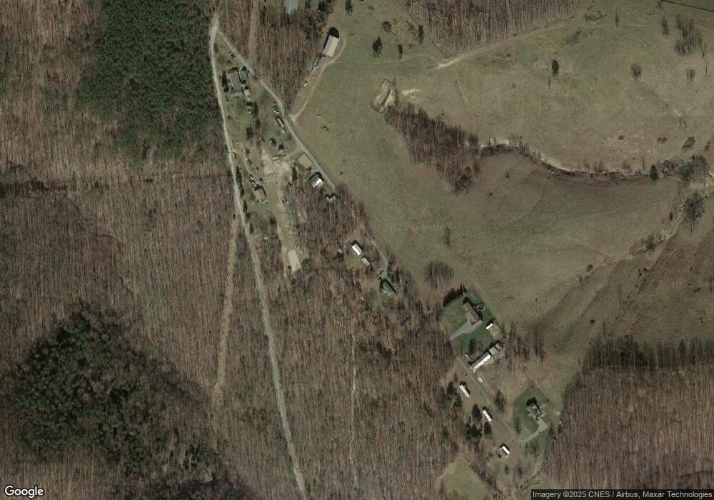 216 Rocky Acres Ln, Maysville, WV 26833 - photo 1