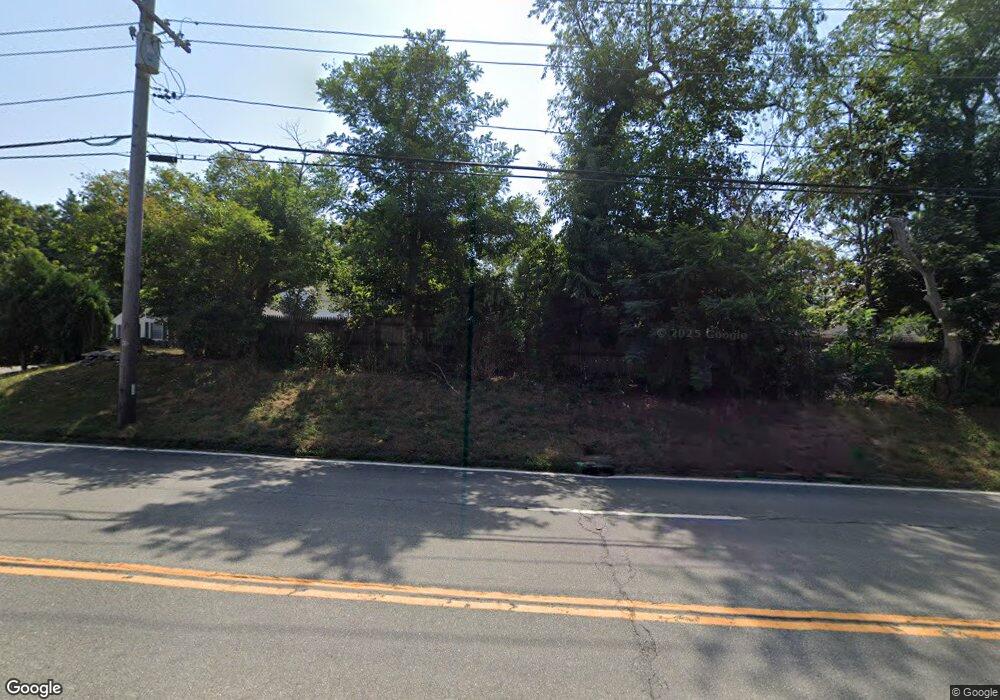 619 E Main Rd, Middletown, RI 02842 - photo 1