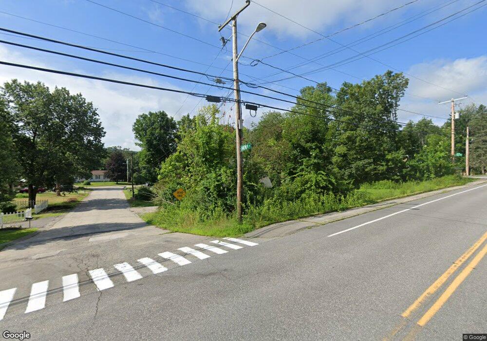 4 Lakeview Ln, Goffstown, NH 03045 - photo 1