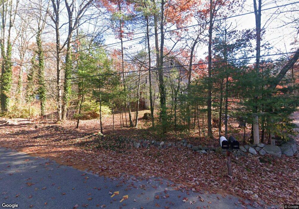 52 Clark Rd unit 2 Road, Londonderry, NH 03053 - photo 1