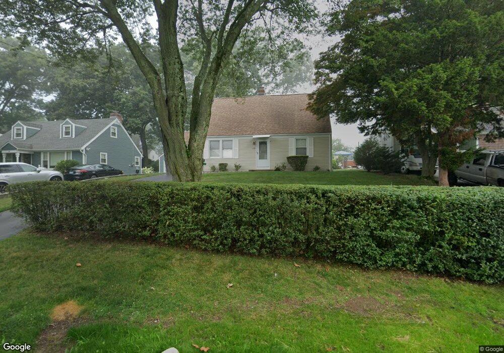 130 Dora St, Stamford, CT 06902 - photo 1