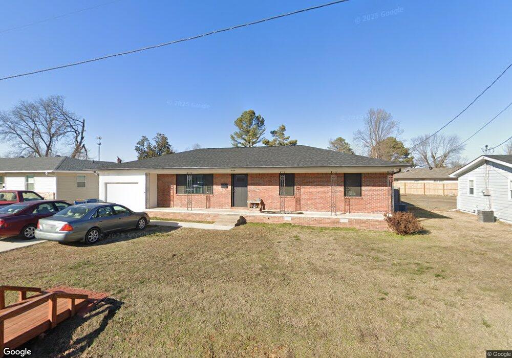 808 NW 9th St, Bentonville, AR 72712 - photo 1