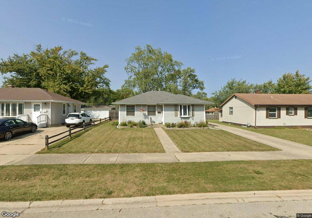 2636 W Cheyenne Rd, Waukegan, IL 60087 - photo 1
