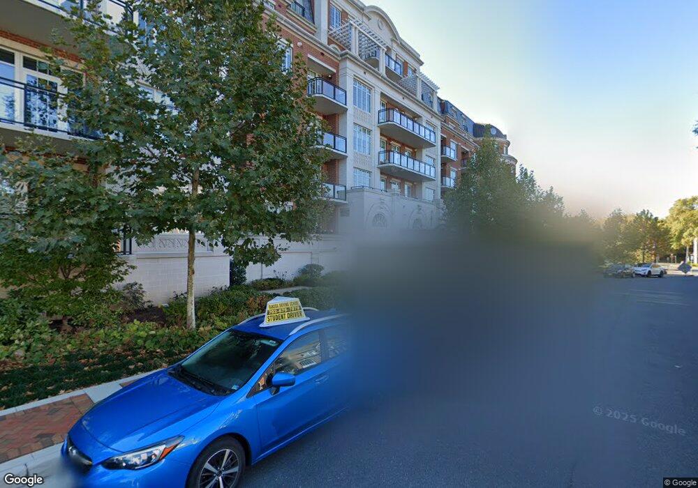 The Signet unit 704, McLean, VA 22101 - photo 1