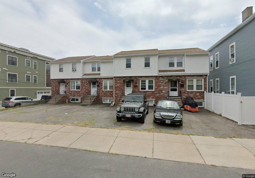 709 E 6th St unit 1, Boston, MA 02127 - photo 1