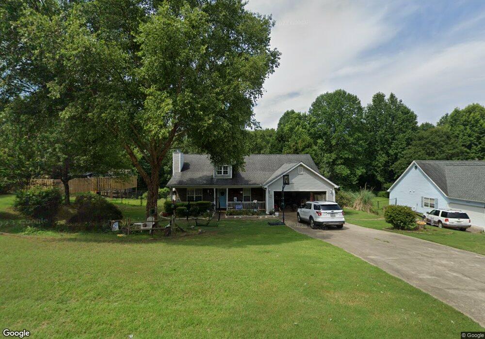 390 Arrowhatchee Dr, Winder, GA 30680 - photo 1