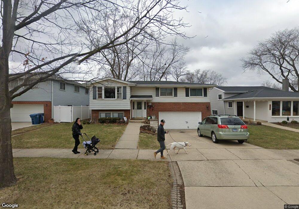 798 S Cedar Ave, Elmhurst, IL 60126 - photo 1