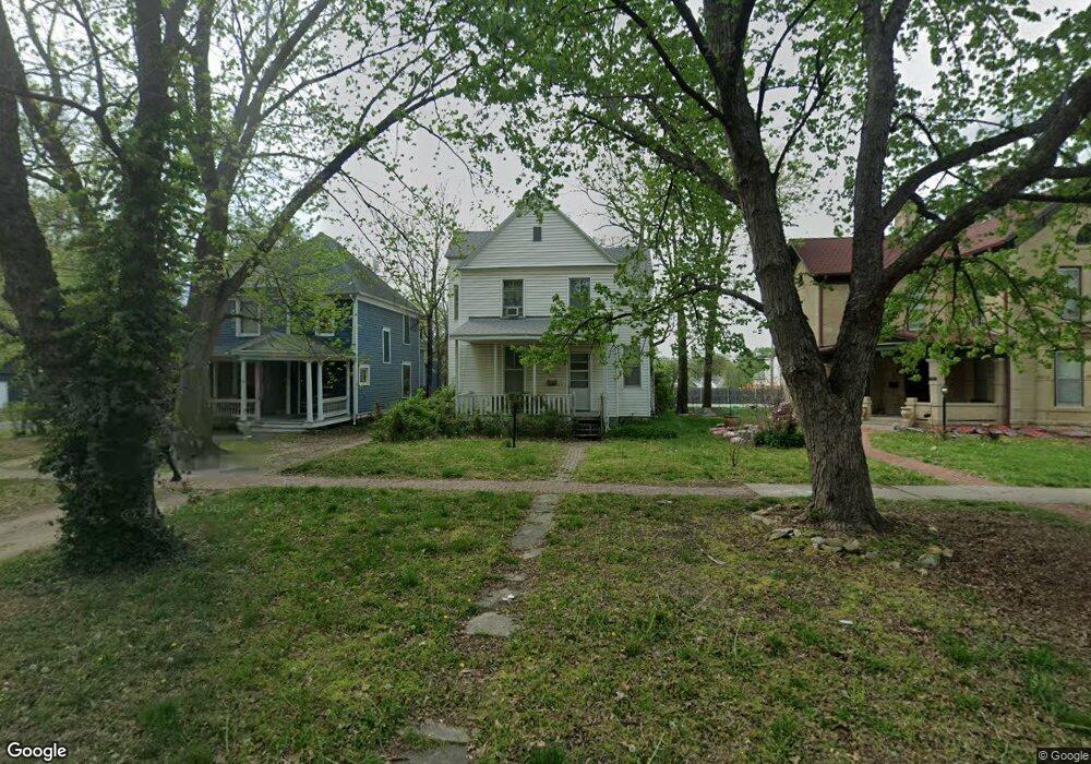 227 SW Clay St, Topeka, KS 66606 - photo 1