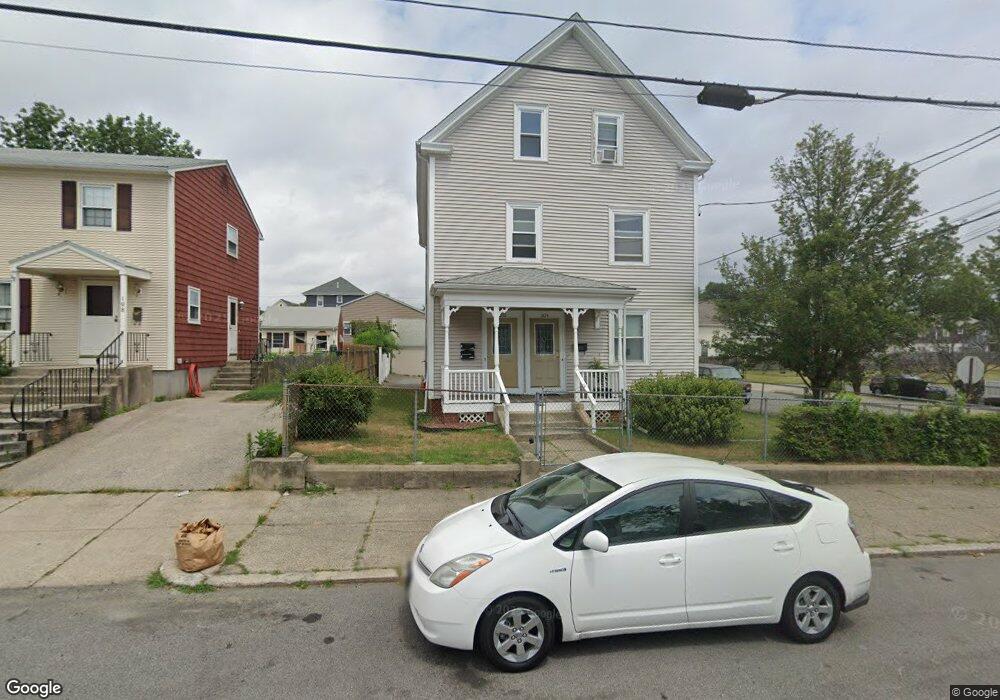 204 Meadow St, Pawtucket, RI 02860 - photo 1