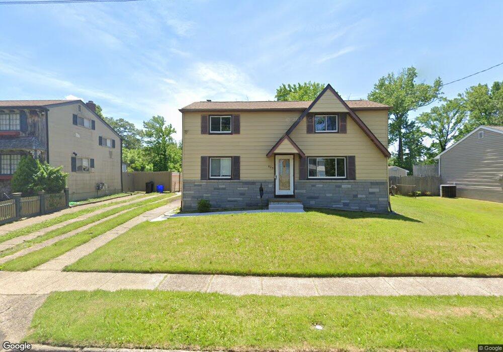 829 W 3rd Ave, Runnemede, NJ 08078 - photo 1