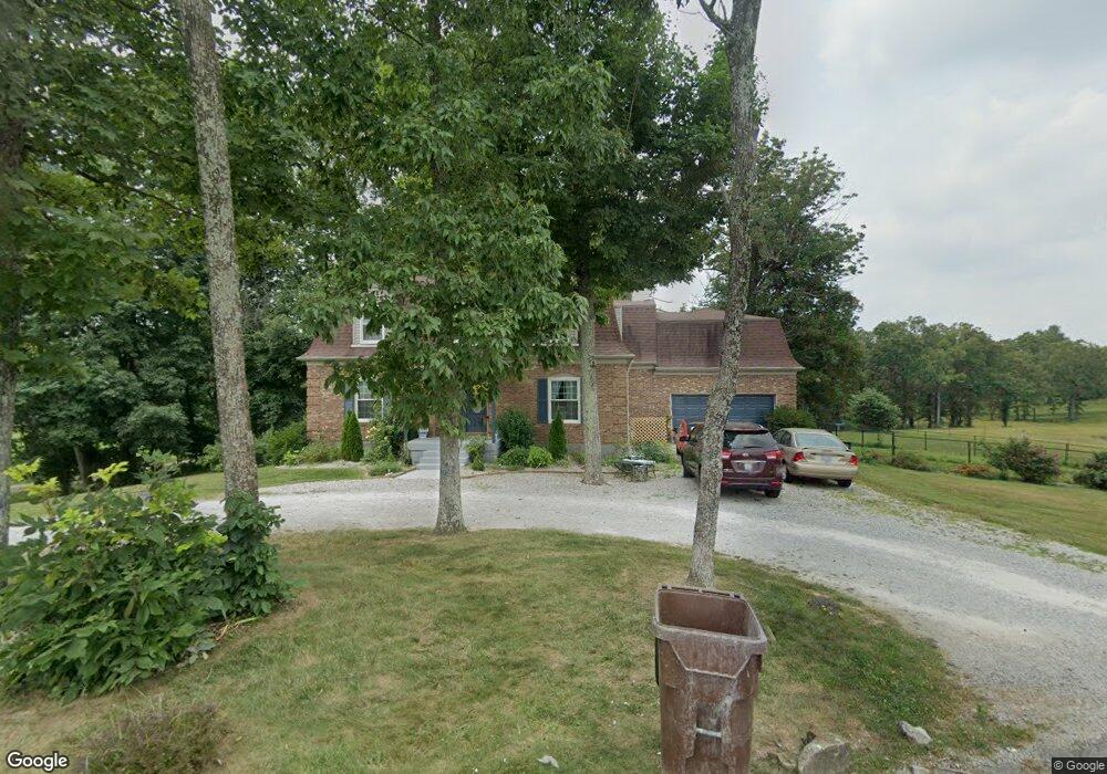 605 Gentry Ln, Mount Washington, KY 40047 - photo 1