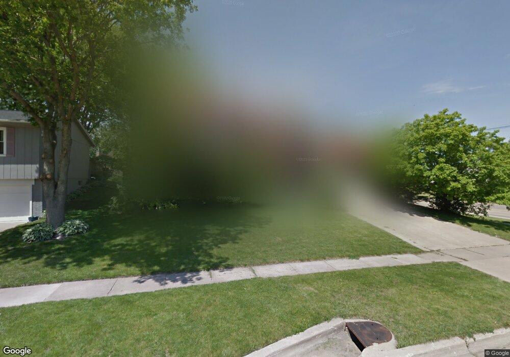 4115 Glen Elm Dr NE, Cedar Rapids, IA 52402 - photo 1