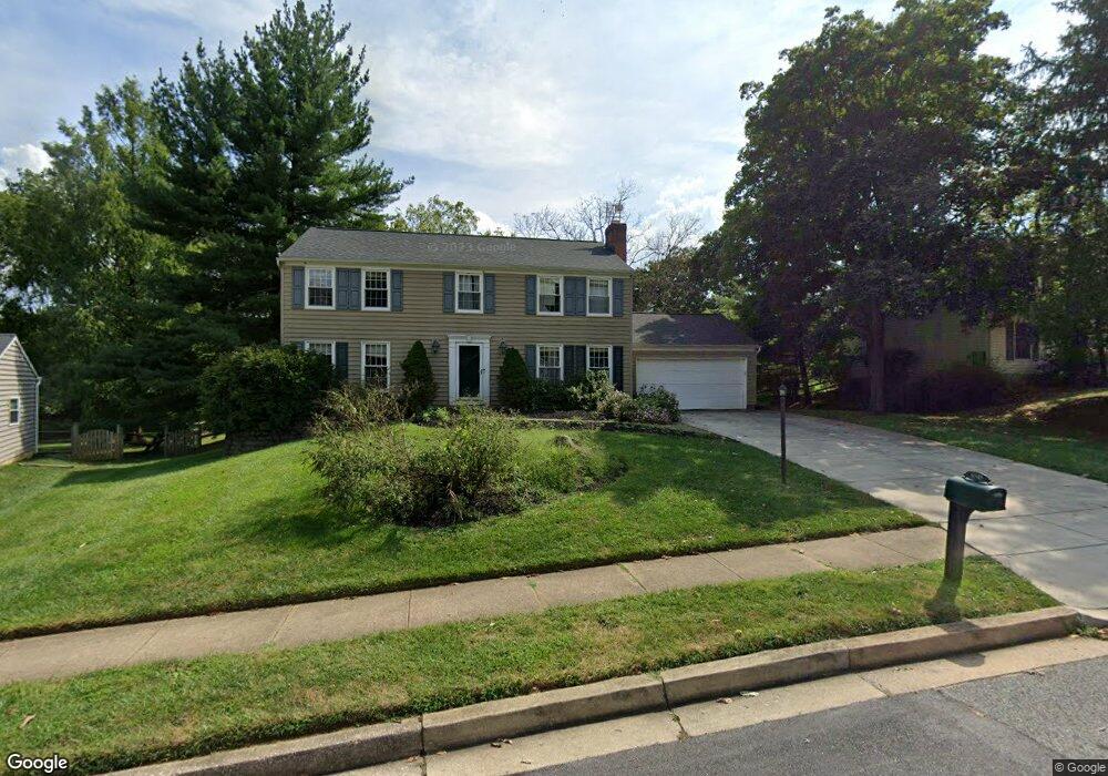 8345 Tally Ho Rd, Lutherville Timonium, MD 21093 - photo 1