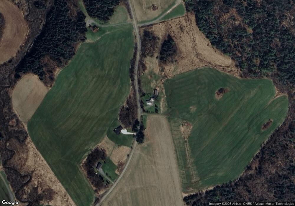 131 Woodward Rd, Fairfax, VT 05454 - photo 1