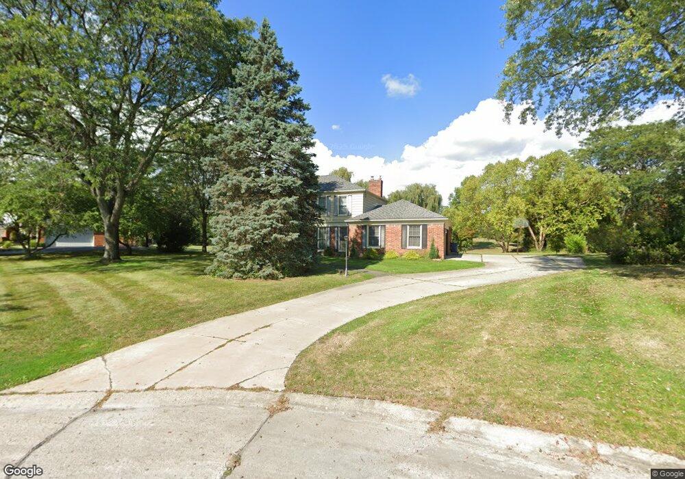 4159 Peg Leg Ct, Bloomfield Hills, MI 48302 - photo 1
