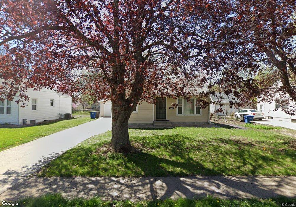 2318 59th St, Des Moines, IA 50322 - photo 1
