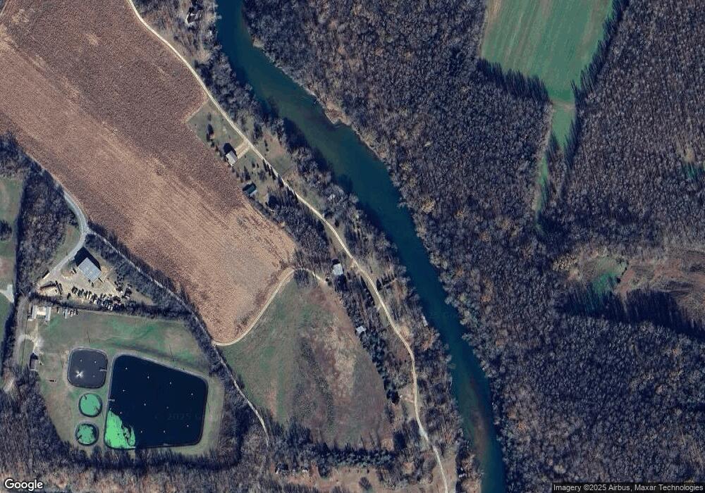 411 Dailey Loop, Linden, TN 37096 - photo 1