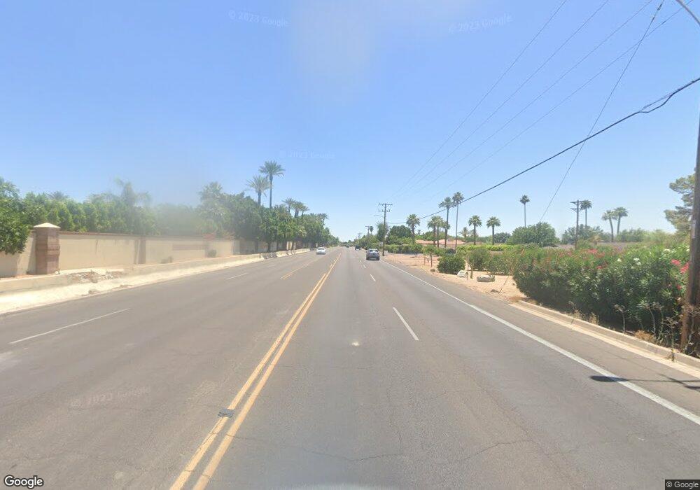 5111 E Camelback Rd, Phoenix, AZ 85018 - photo 1