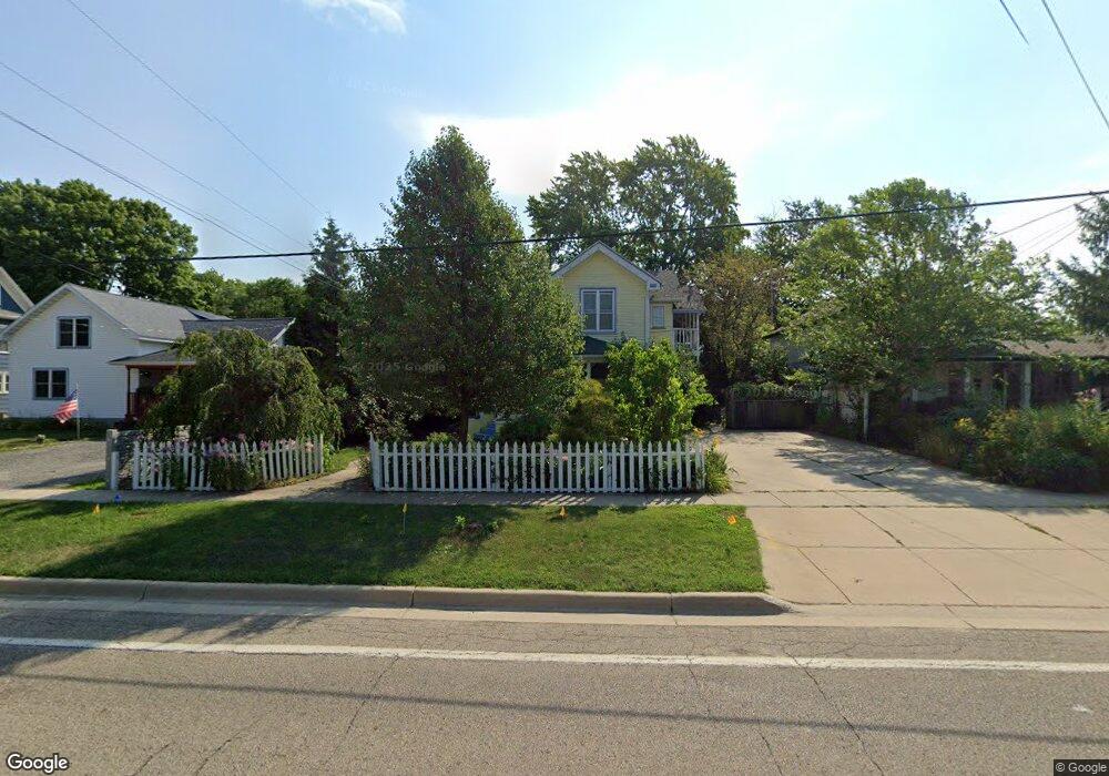 401 S Elm St, Three Oaks, MI 49128 - photo 1