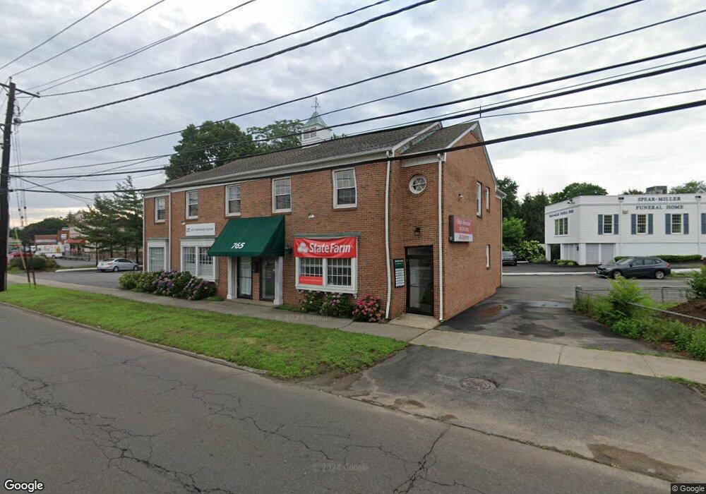 765 Post Rd unit 1, Fairfield, CT 06824 - photo 1