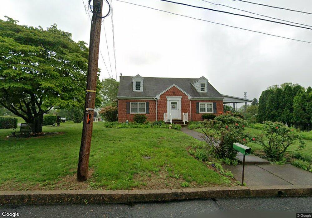 626 Elm St, Bally, PA 19503 - photo 1
