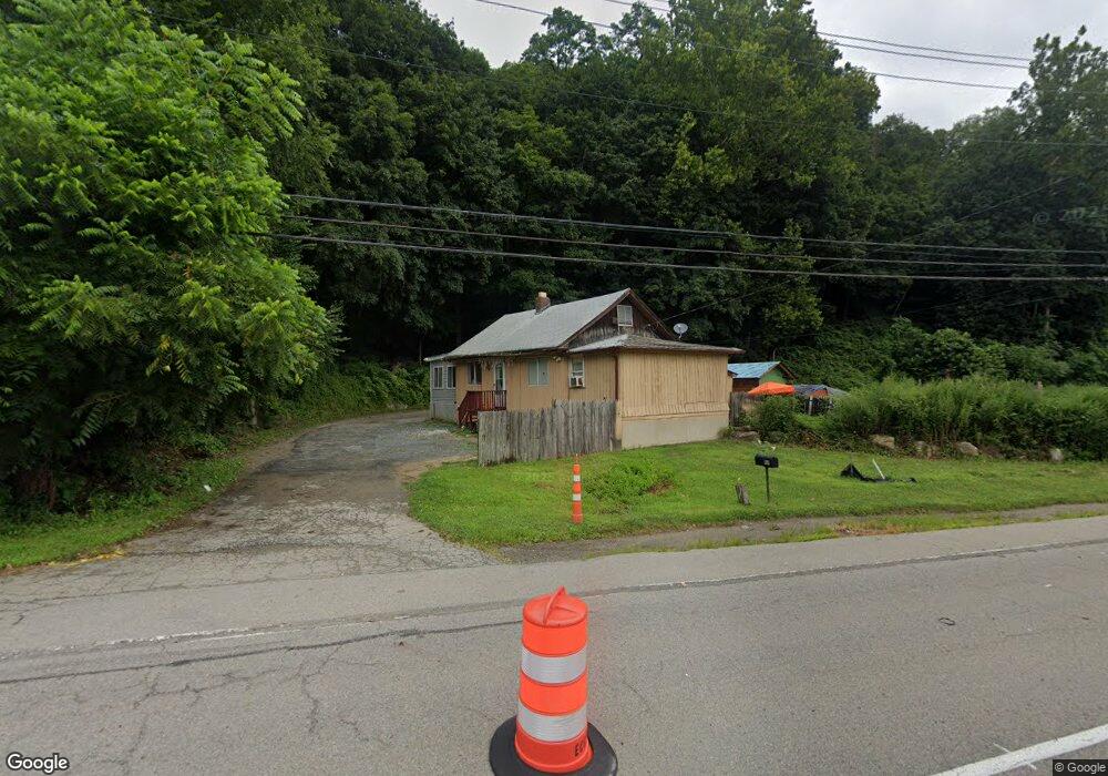 64 Roa Hook Rd, Cortlandt Manor, NY 10567 - photo 1