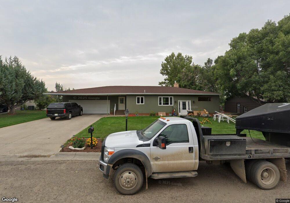 1624 10th St W, Havre, MT 59501 - photo 1