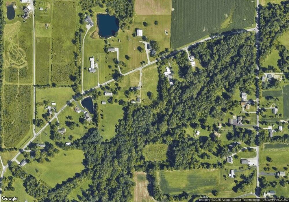 3244 Loescher Rd, Lima, OH 45801 - photo 1