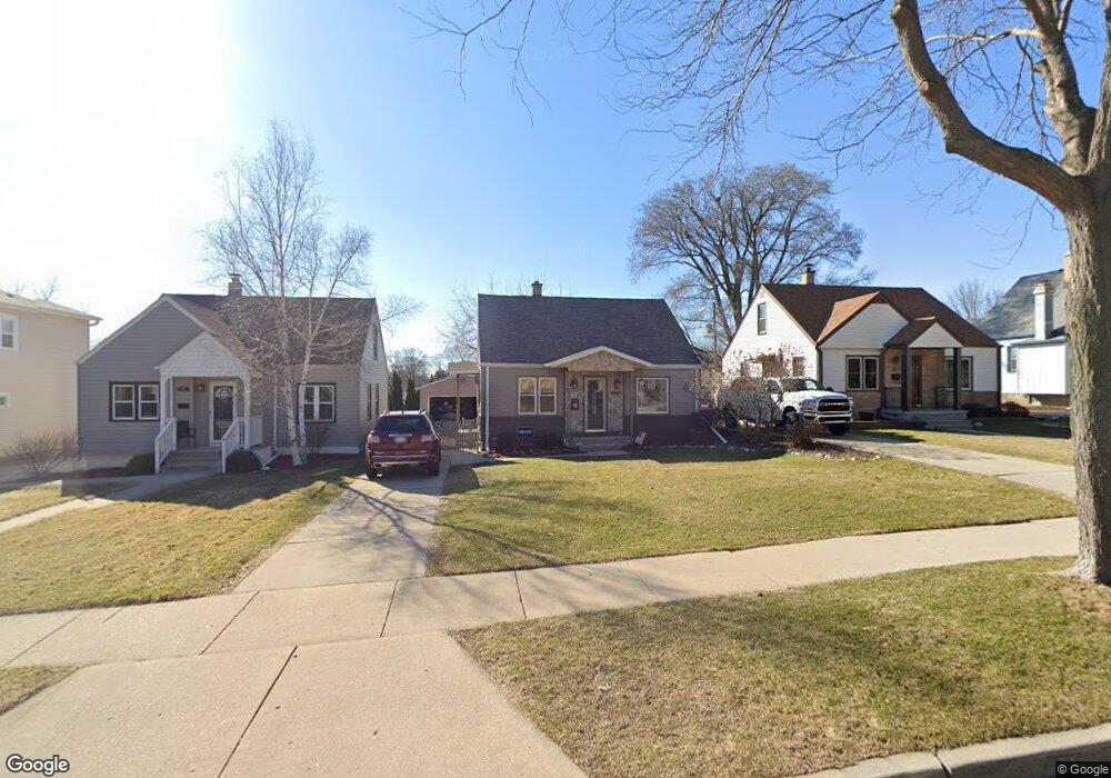 4421 S Pine Ave, Milwaukee, WI 53207 - photo 1